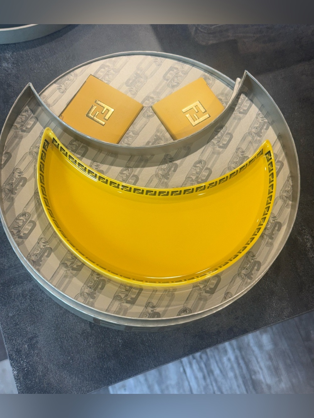 Rare Fendi 2022 Mid-Autumn Festival VIP Porcelain Moon Plate Gift Set
